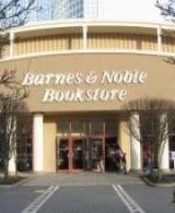 Front view of Barnes & Noble Downtown Bellevue
